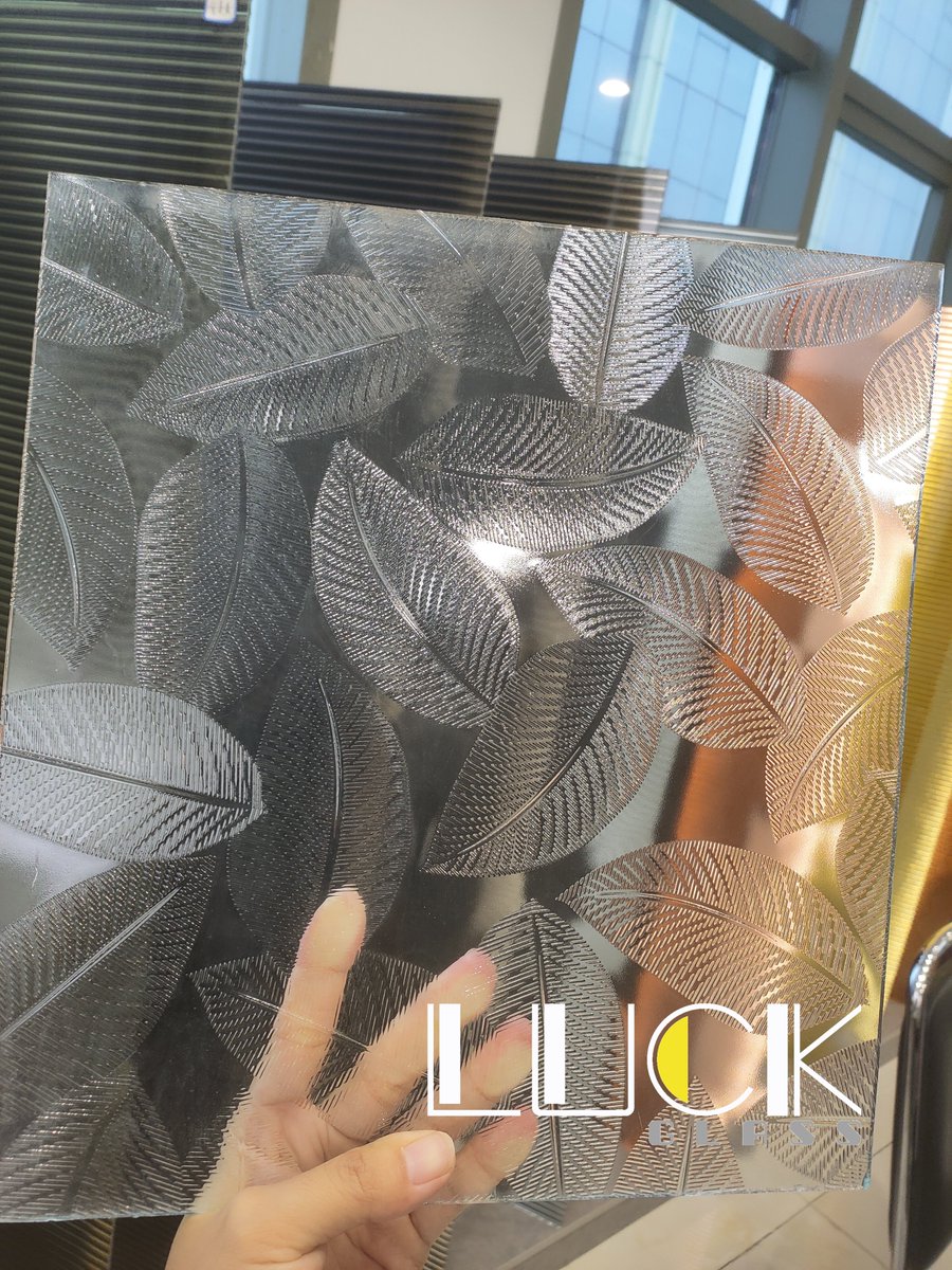 Lucy_luck_glass's tweet image. patterned glass ,different design for choose (4-12mm ( Our Main pattern glass is Karatach , Moru , Mistile ,Flora ,Nashiji ,Kasumi etc ) .mainly do the exporting .
if you want to buy , pls contact us any time .
wechat/whatsapp:+86 13084565255
#glassexport #importexport