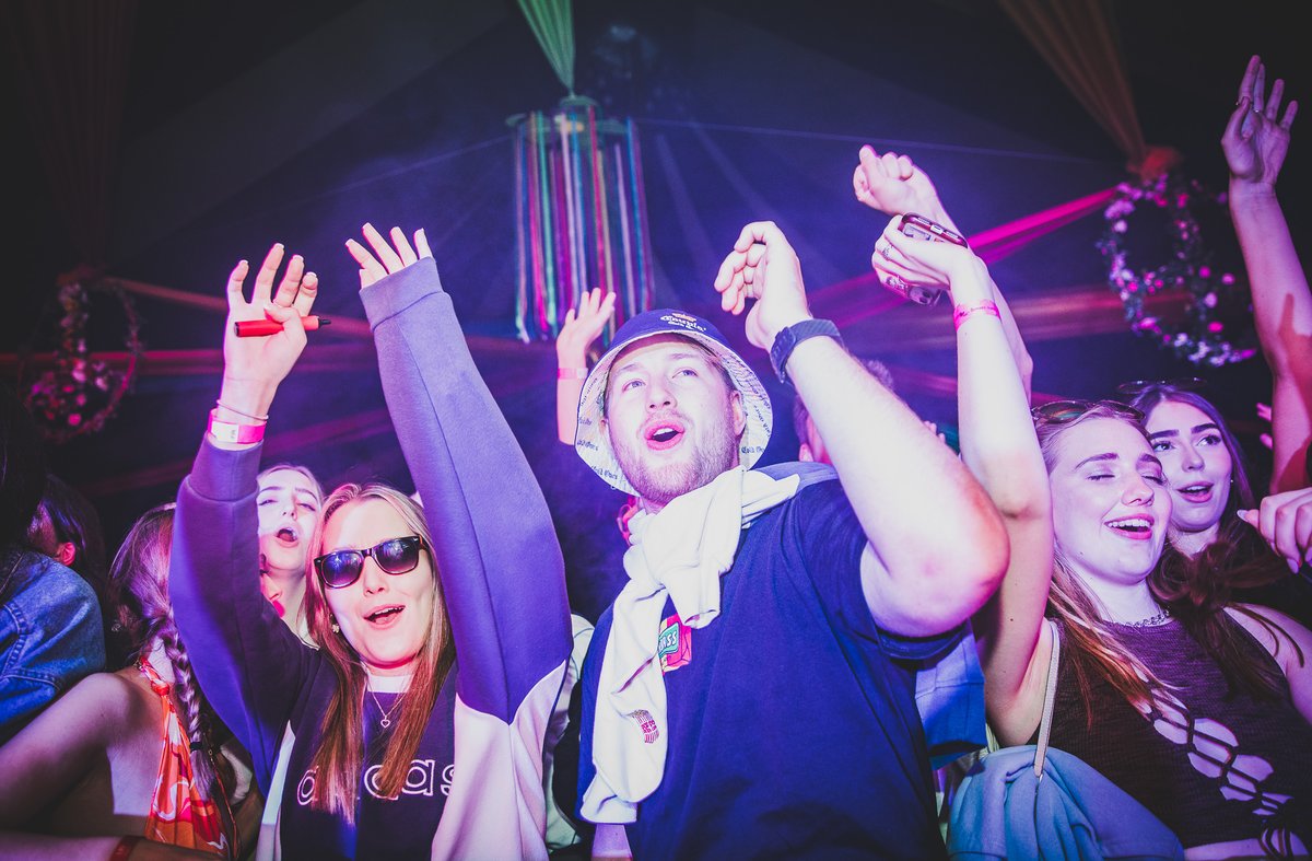 Students are calling out for a diverse calendar of events and experiences. #SU22 sponsors, @nativeappuk have you covered. Check out their curated events packages and artist booking service. lnkd.in/ev9_u-Gm

#native #poweringcampusculture