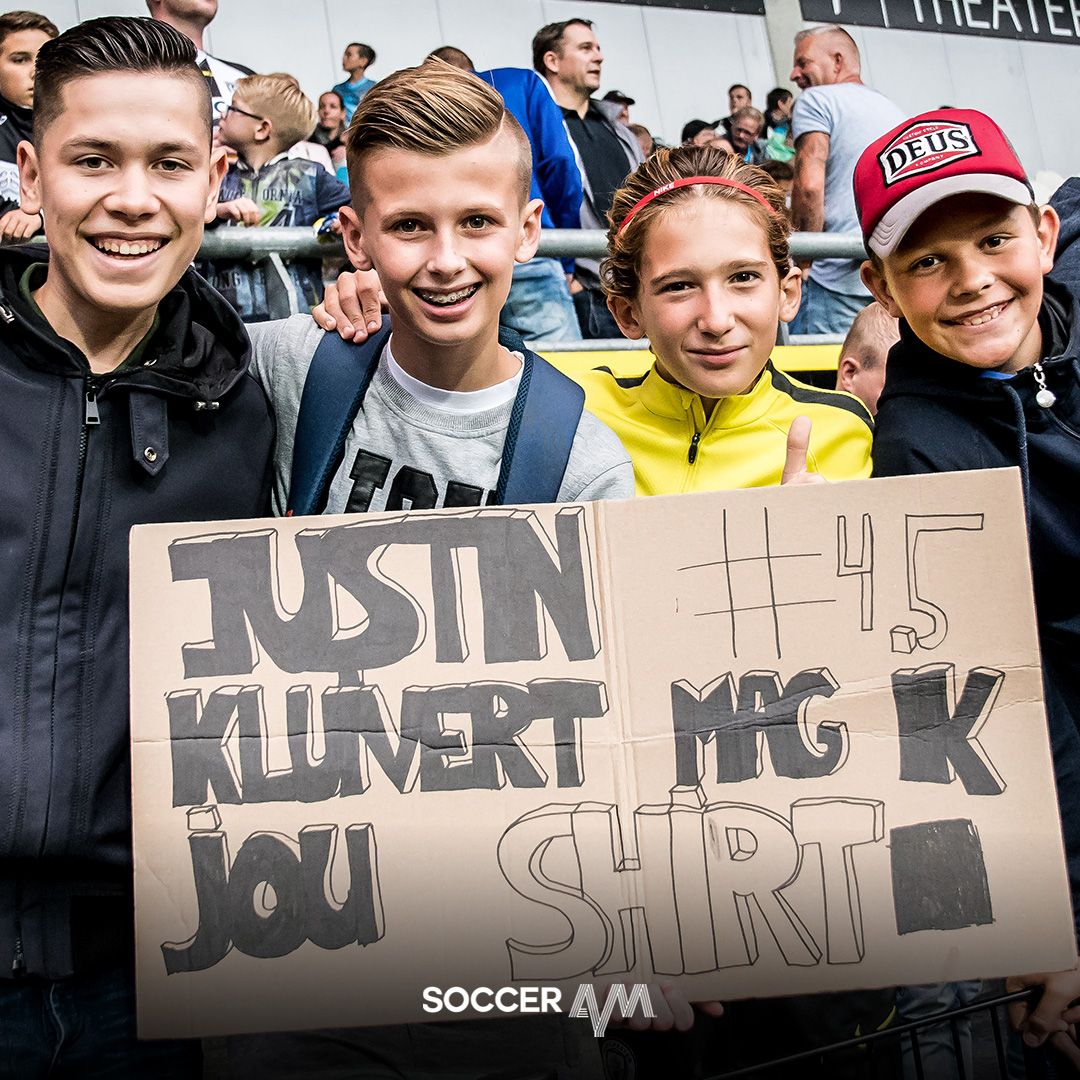 Ajax have now banned fans from bringing signs asking players for their shirts after matches... ❌