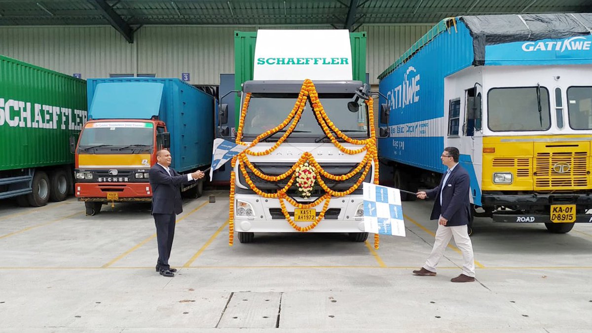 Proud of the growth-focussed collaboration between Gati-KWE and Schaeffler to build outstanding automotive infrastructure, the Hosur Consolidation and Distribution Centre, which is on par with the best in the world, right here in India! Fabulous work by team @GATIKWEIndia! #Gati