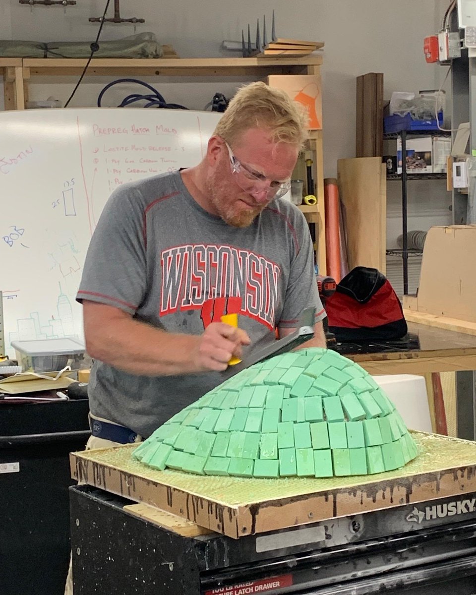 IYRSedu's tweet photo. Our Composites Technology students are working on capstone projects.  Monty is building a cultured granite vanity top in the shape of a scallop.  
#IYRS #handmade #tradeschool #6monthprogram #fasterlighterstronger  #carbonfiber #compositestechnology #epoxy #fiberglass #resin https://t.co/952LWoGlvZ