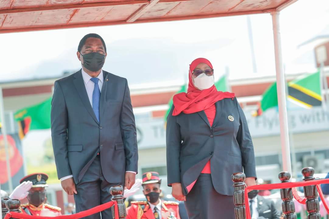 #SADCYouthNews H.E <a href="/HHichilema/">Hakainde Hichilema</a>  Republic of Zambia 🇿🇲  arrived in the United Republic of Tanzania 🇹🇿 to meet H.E <a href="/SuluhuSamia/">Samia Suluhu</a> , to  hold  bilateral meetings and  meet with business leaders and investors. #AfCFTA_SADCYouth #SADCYouth