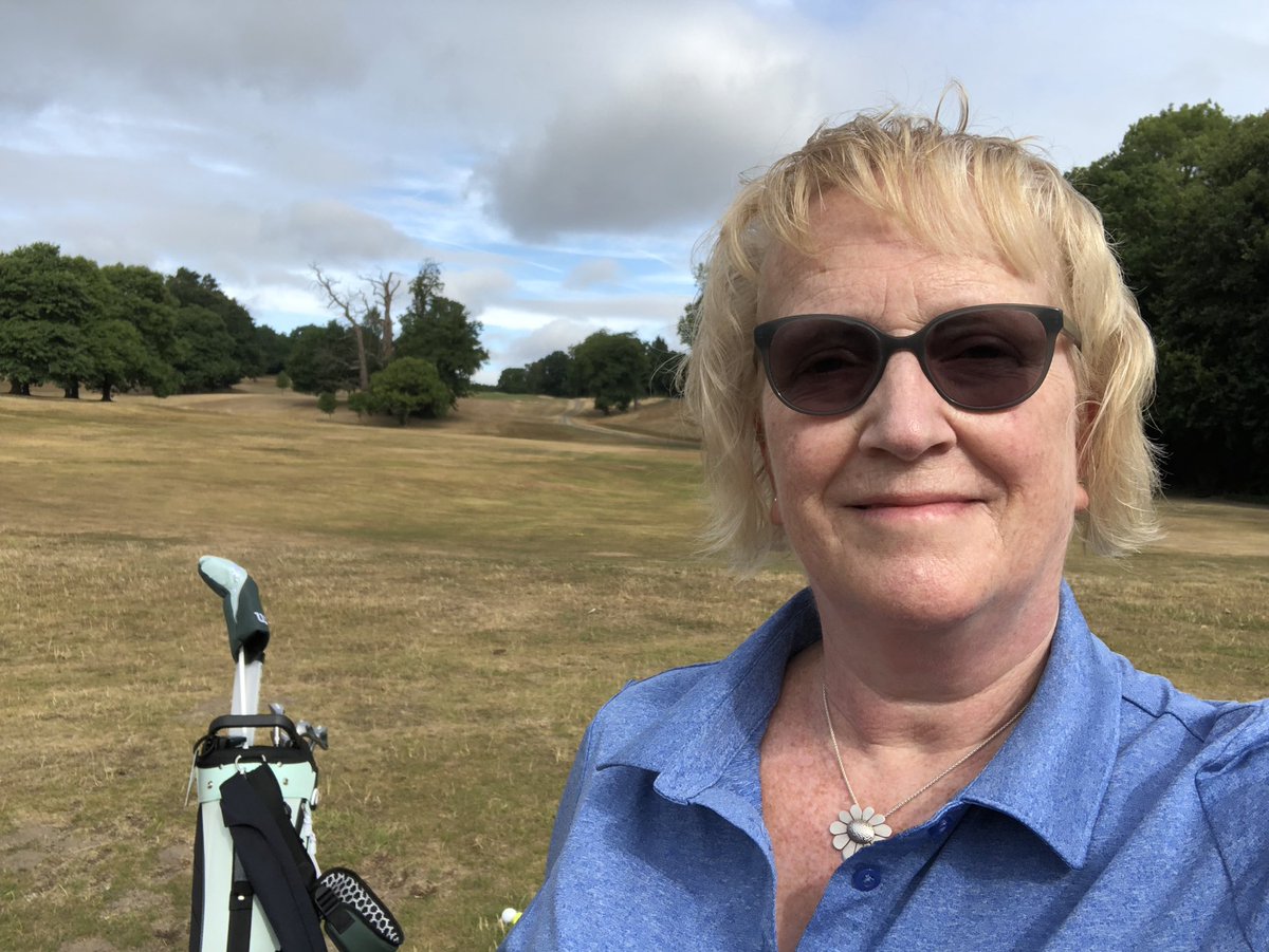 croydonruthie's tweet photo. Getting out and about on a welcome day off, golfing skills improving slowly but surely! 🏌🏻‍♀️😎

(Wearing my favourite necklace made by friend from junior school Fee and a very talented lady!)

@madebyfeesilver 

@AddingtonPGC 

#learninggolf
#nurseoffduty https://t.co/I1xwxRXHZ2