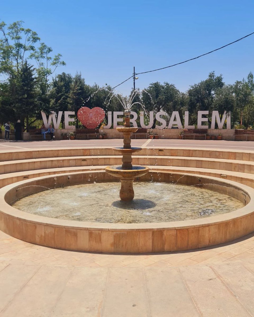 EbrahimCollege's tweet photo. We have teamed up with @AlQudsU allowing a group of students from the UK to embark on a journey to Jerusalem for a 3 week intensive spoken arabic course https://t.co/ylNzat8dGI