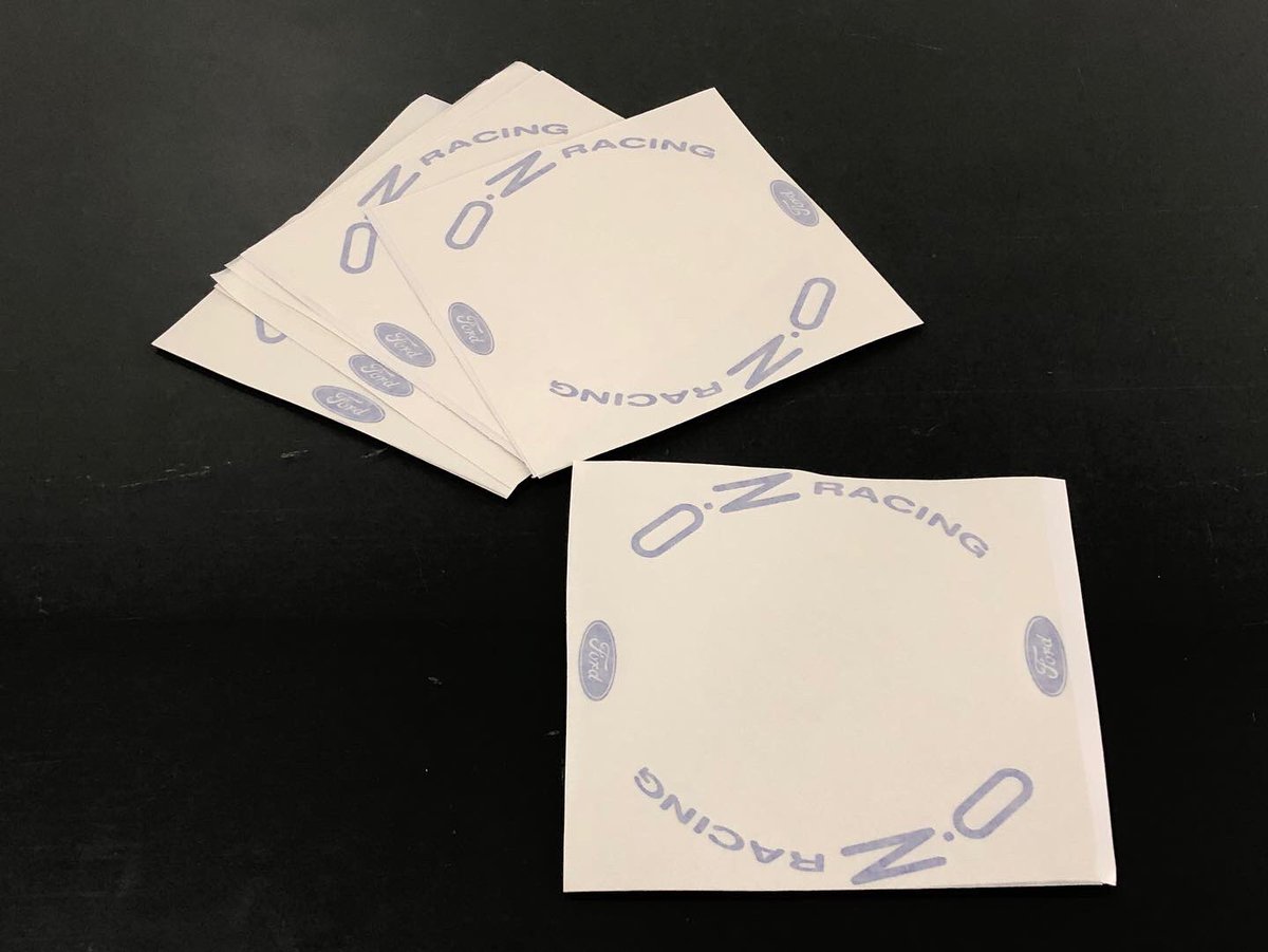 mess_draw's tweet photo. Existen muchas maneras de personalizar tus llantas!

David nos confiaba su Focus RS mark1 para darle un toque a sus llantas, y éste es el resultado.

#MessDraw #diseño #design #publicidad #vinilo #vinyl #stickers #pegatinas #personalización #wheels #rims #OZracing #FordMotorsport https://t.co/aVN85XnOkD