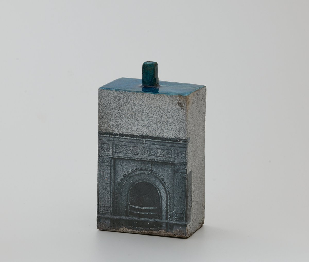 Clay and Canvas Opening Reception: Thursday 4 August, 5.30-7.30pm All welcome!! More information at lavitgallery.com/clay-and-canva… img: Sarah Rosingrave, Fireplace, 2020, Raku fired stonewear