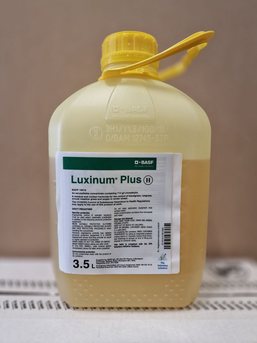 Luximo® is officially here! The first delivery of Luxinum® Plus + Stomp® Aqua has arrived at our warehouse! 

Thanks to everyone involved in helping to get this exciting new #innovation to market 👏

#Luximoishere