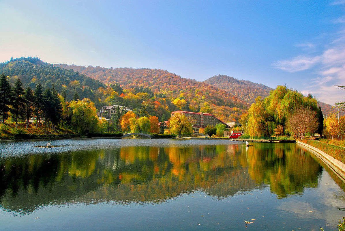 Forbes has included the "Khosrov Forest State Reserve" and "Dilijan National Park" in #Armenia among the five “captivating natural wonders” to visit in the Caucasus.