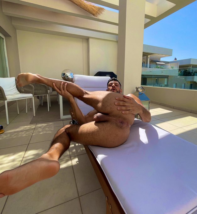 1 pic. ????Super promo 4$ ????

New video  #Summer 

https://t.co/cygxMH1qWN 

@miguelsolo611 @Pollas_lefa3