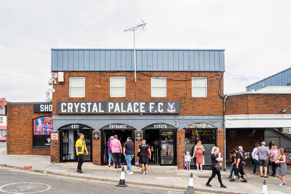 HanBalk's tweet photo. Crystal Palace - Montpellier 4-2
30–7-2022, Friendly
Selhurst Park
London (UK)
#crymon https://t.co/Zfl53mAmy8
