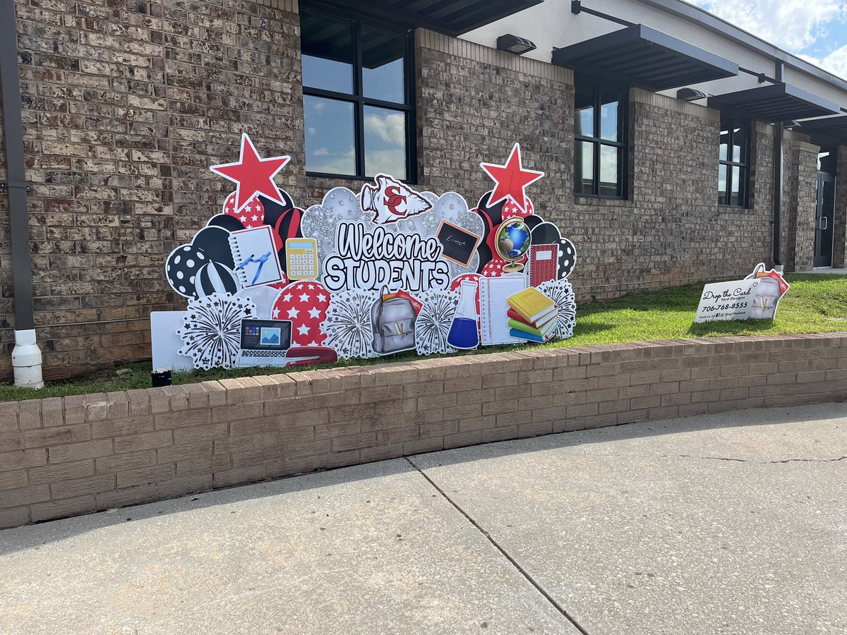 SCHS_Indians's tweet photo. Welcome back!! We can’t wait to see you!! #weareSCHS #homeofchampions #theindianway #schoolscommittedtostudentsuccess https://t.co/AxKVpxbG35