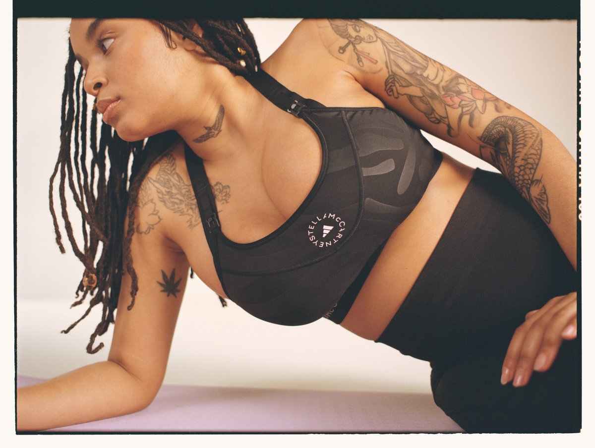 VickyLFree's tweet image. Building a powerful brand requires bold, purposeful innovation built on deep consumer insights. At @adidas, we do this all day, every day!
 
We are proud to launch the first capsule collection for new and expecting mothers from adidas by @StellaMcCartney.

#ImpossibleIsNothing