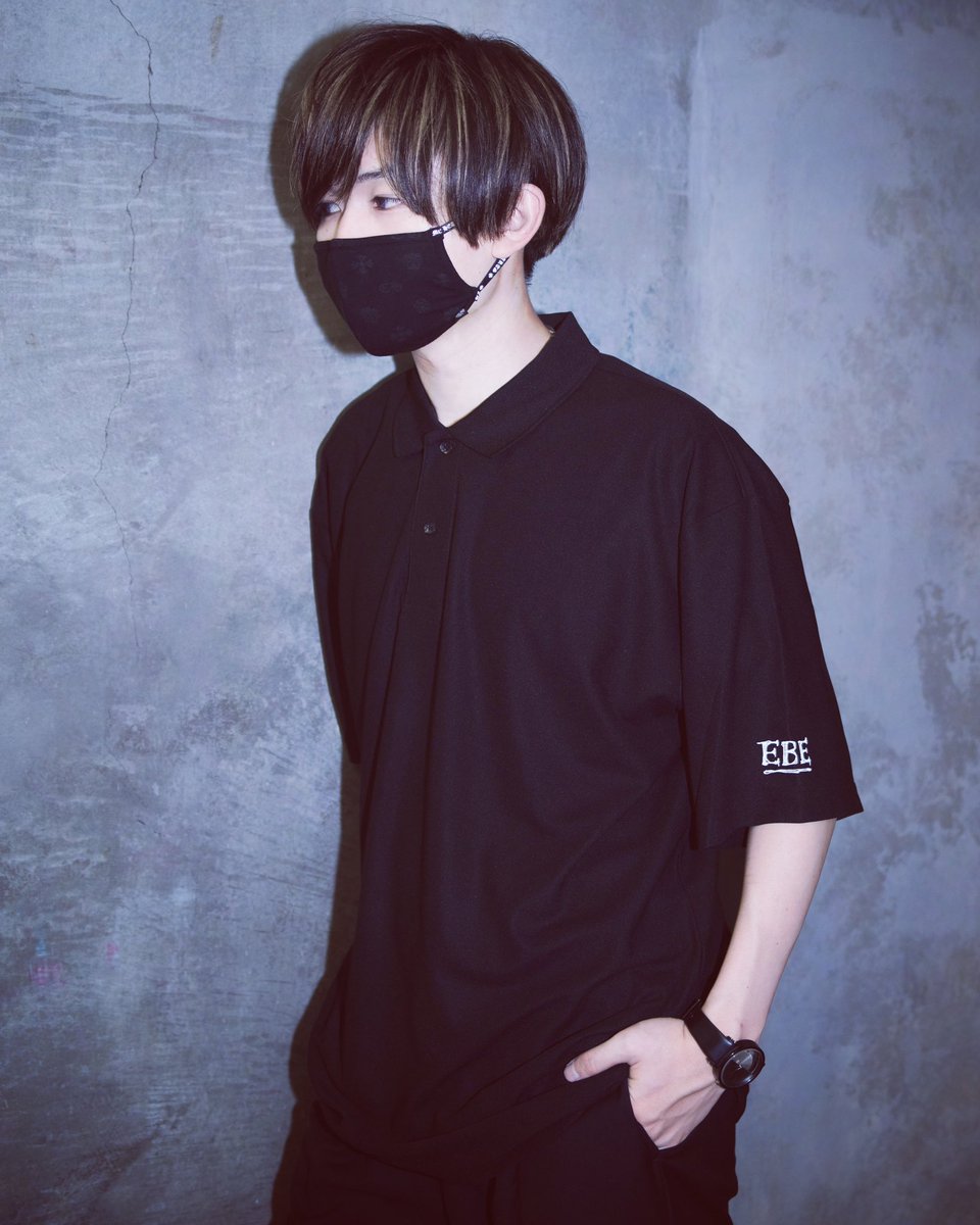 しろせんせー EBE イーバ LEGENDAコラボ こちらモデルさせて頂いたしろせんせーのブランドさんで販売開始致し