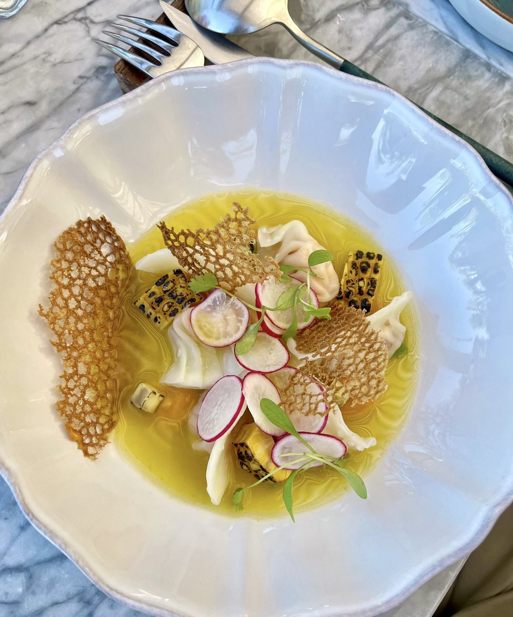 yogagise's tweet photo. In the restaurant at Boho Club Marbella 🥟🦞🍅🥖🥗🍷

#BohoClub #BohoClubMarbella #BohoRestaurant #DiegoDelRio #YogagiseFood #YogagiseLifestyle #Marbella #MarbellaRestaurant #MarbellaFood https://t.co/yKTDL8xySh