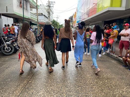 etbent's tweet photo. Happy Emancipation Day!
Agust first 188 years /Break Free
#BlackIsBeautiful #March #Parade
#Raizals #Friends #Queens
#SanAndres #Providence #Kathleena #Determination #Authonomy #EmancipationWeek #Sistren https://t.co/wlsfClL7a6