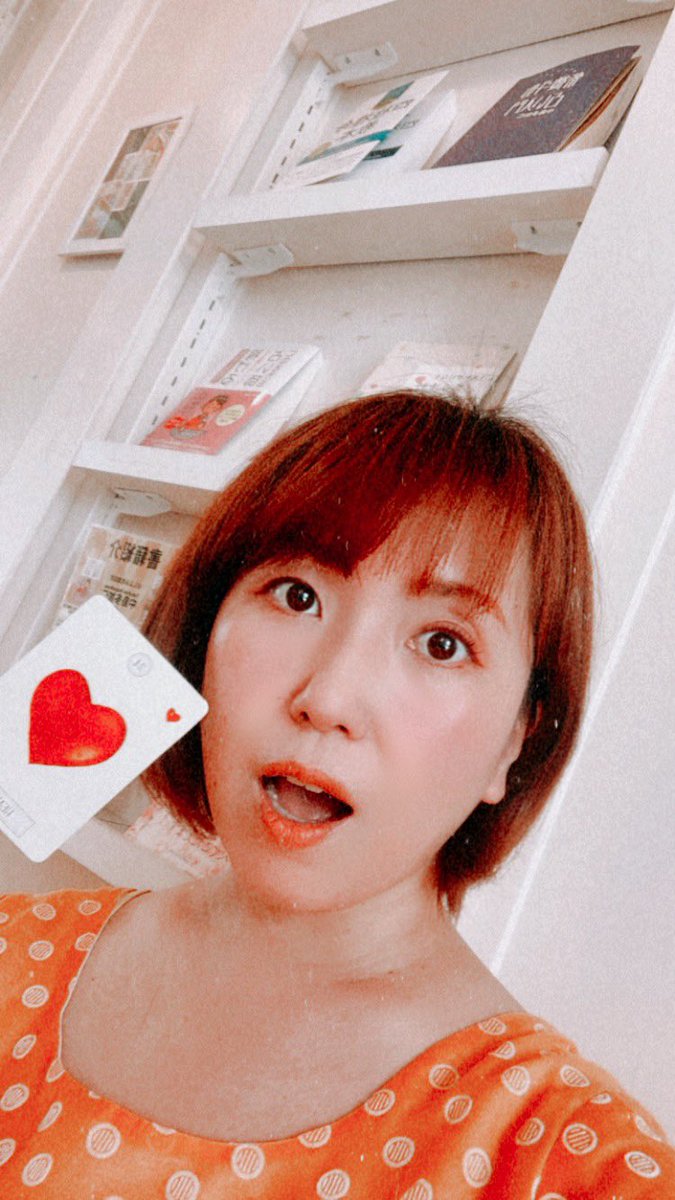 原宿ほしよみ堂は毎日大盛況✨
あっという間に夜になりました🌙

このあと21時から
🍹海とロザリンの夜カフェ占い🍹
youtube.com/channel/UC3X7A…

テーマは『復縁』！
恋愛相談を毎日たくさん受けている私たち！
たくさんの成功例、失敗例からお話していこうと思います💕
