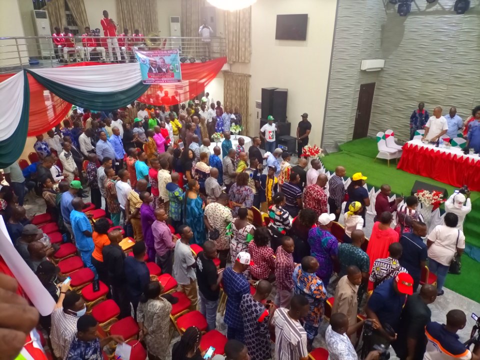 fx_chiefpriest's tweet image. It's a full house here as we starting...
#TownHallMeeting
#SensitizationProgram
#LabourParty
#AkwaIbom
#PeterObi4President2023
#PeterObiForPresident2023
#Obidatti023
#PeterObi2023