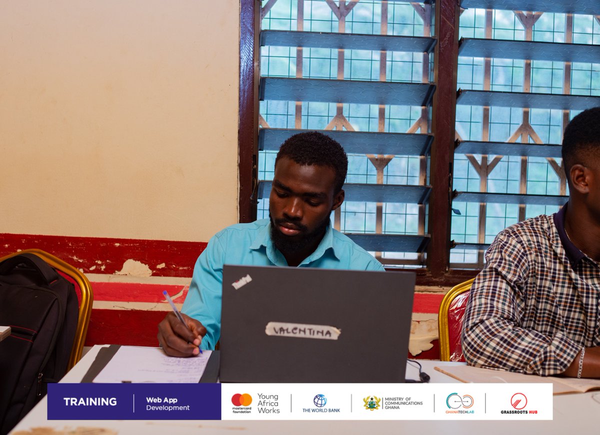 grassrootshubgh's tweet image. We are making giant strides in #Sunyani and its environs with our Web Development training.

Here are excerpts of the ongoing training as trainees continue to advance in building weather Apps.

#GrassRootsHub
#GTLimpact
#AgricTech
#WebApp