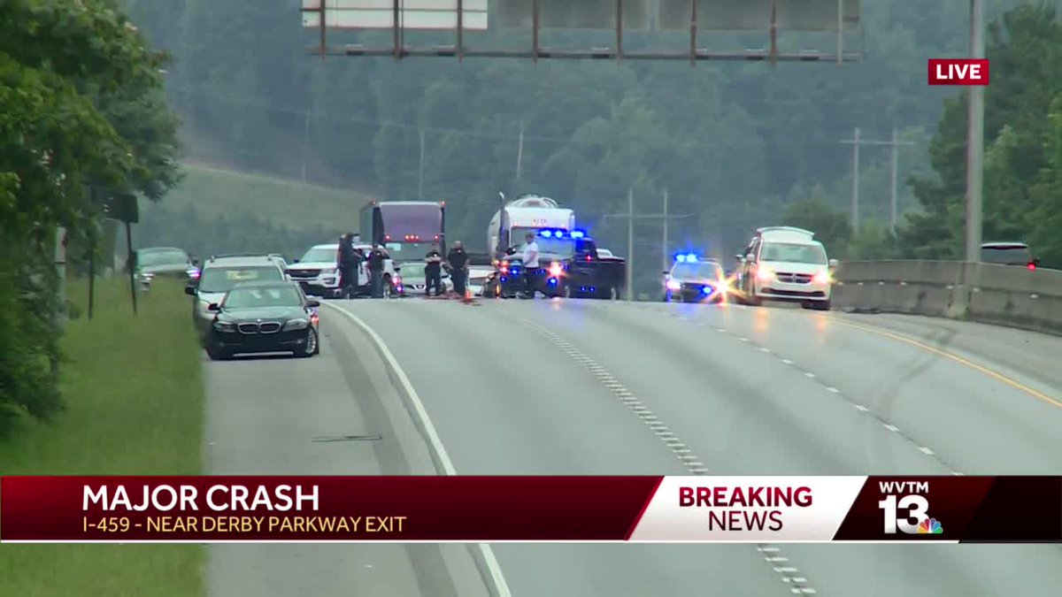 HarmonyWx2023's tweet photo. @MattieWVTM13 and @Todd_WVTM13 LIVE📺
MAJOR CRASH>>>Road blocked due to crash on I-459 Northbound from Exit 31 Derby Pkwy to Exit 32 US-11 Gadsden Hwy #ALtraffic https://t.co/IR1jQ3h0Da @WVTM13 https://t.co/jA3mgP5Brw
