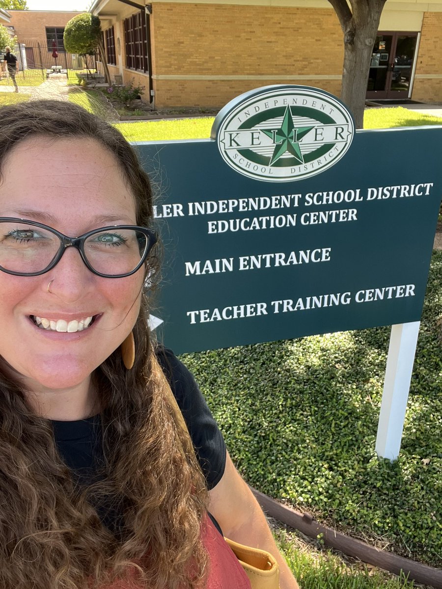 Starting a new chapter as an Assistant Principal at Fossil Hill MS in Keller ISD. It has been extremely difficult to leave my people in GCISD, but I know that I still have their support and love. Excited for this new challenge! 😁