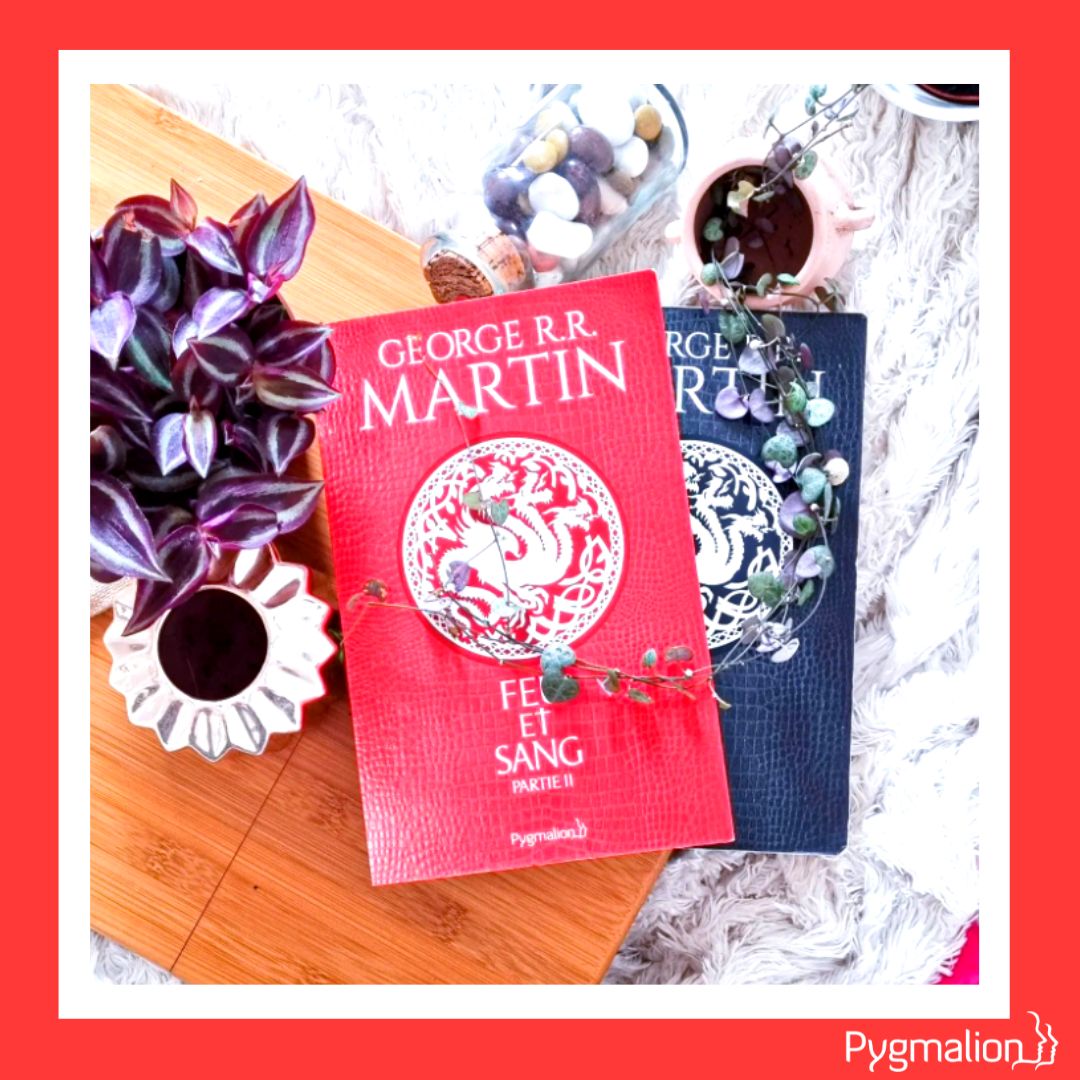 ed_Pygmalion's tweet photo. Merci à @clingou pour cette photo des deux tomes de "Feu et sang" 🥰🤩
Et pour son avis bien sûr !
.
Pour ma part j'ai adoré 🐲
.
#fantasy #booklover #bookaddict #letronedefer #feuetsang #georgesrrmartin #houseofdragons #fireandblood #livraddict https://t.co/cDhCH2DTkQ