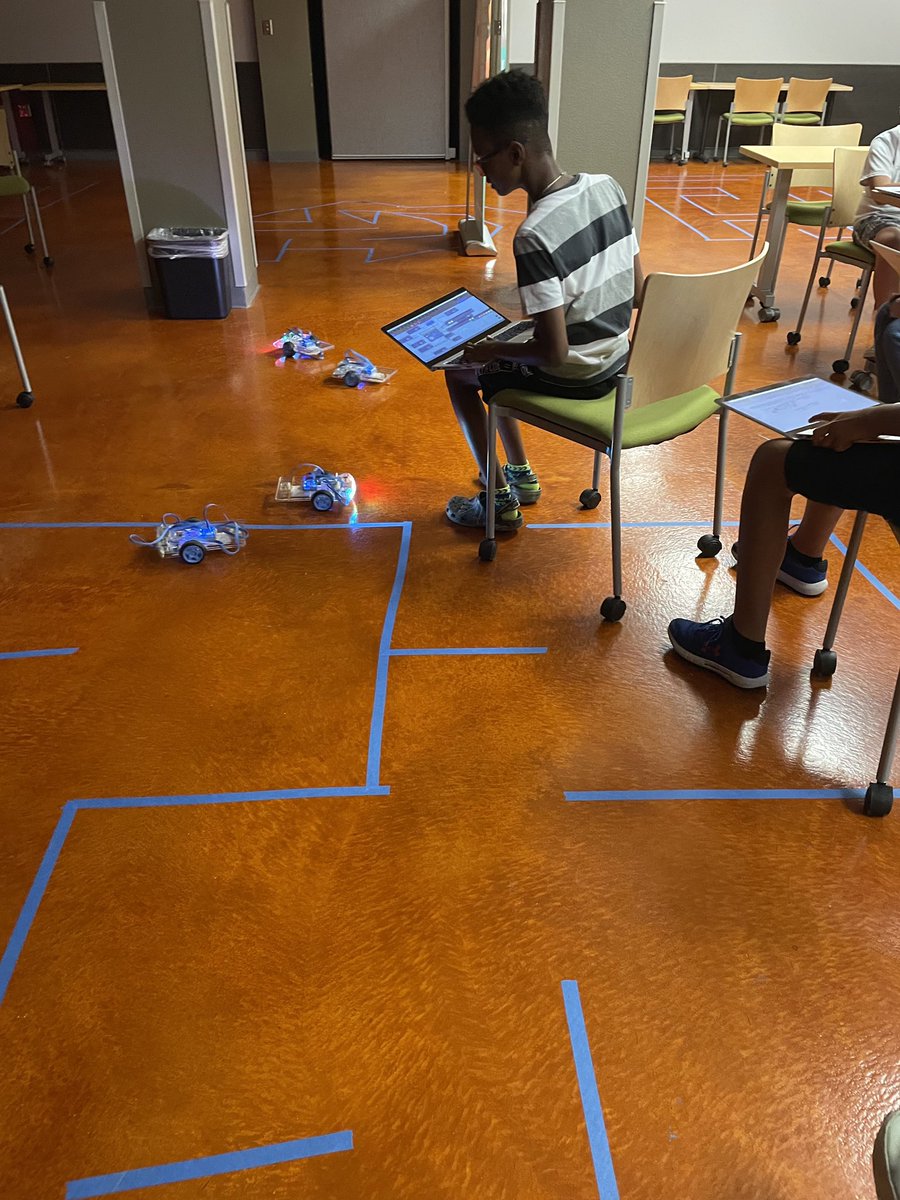 YouthCodeJam's tweet image. Another camp we hosted this summer @PACPR was our Cubit camp! Students made projects like self-driving cars, dance robots, and thermometers! Thank you @CubitEdTech for this opportunity for kids to interact with all areas of #STEAM!
#engineering #cubitedtech #codingcamp