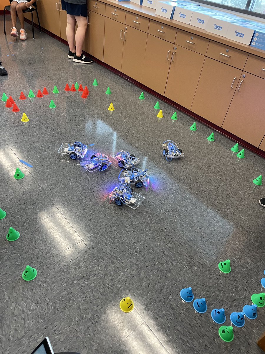 YouthCodeJam's tweet image. Another camp we hosted this summer @PACPR was our Cubit camp! Students made projects like self-driving cars, dance robots, and thermometers! Thank you @CubitEdTech for this opportunity for kids to interact with all areas of #STEAM!
#engineering #cubitedtech #codingcamp