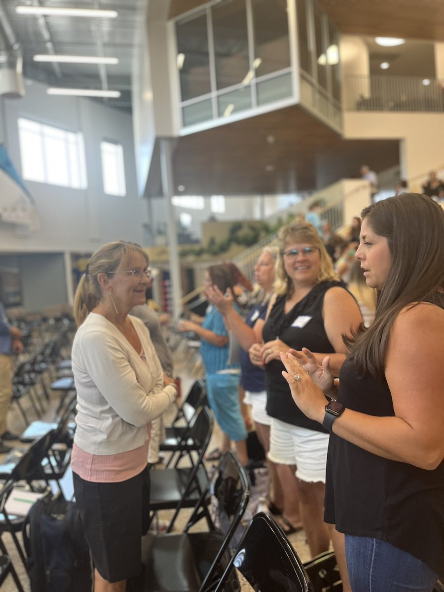 Helping students build stronger and clearer ideas with Dr. Jeff Zwiers! #TeachtoREACH