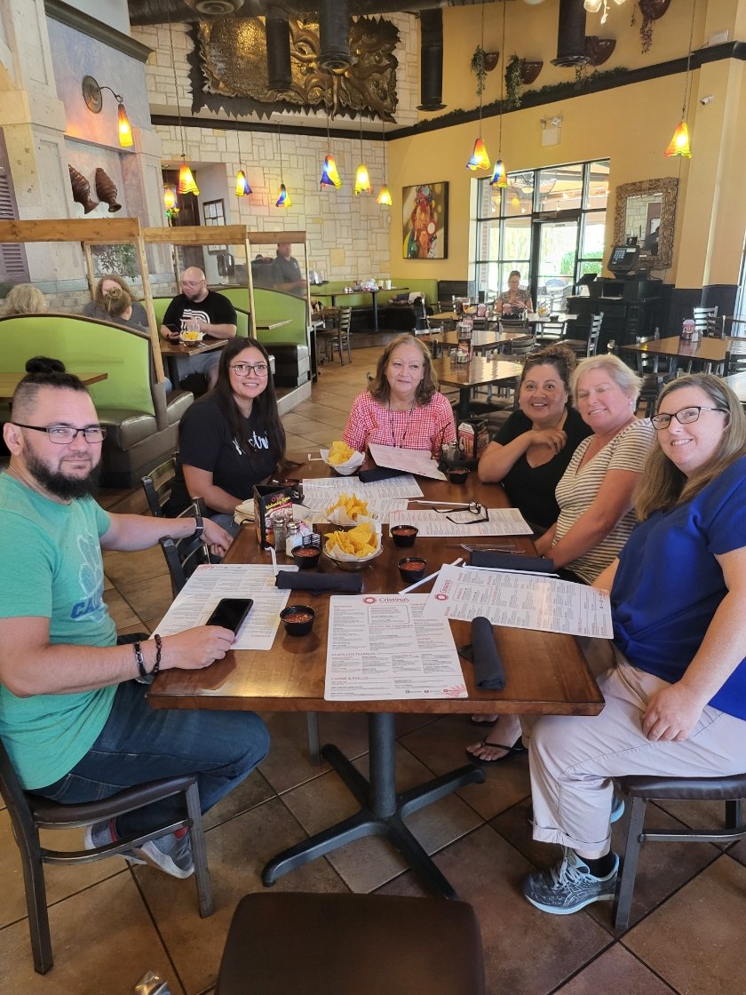 4th Grade Team having lunch at Cristina's! Missing our team leader Mrs. Moreno❤️ "BEE Kind, BEE Amazing, BEE Caldwell 🐝" #CaldwellCatsPride #WeAreCaldwell #SomosCaldwell #YouBelongInMISD #MyMISD #MISDLivesKind
