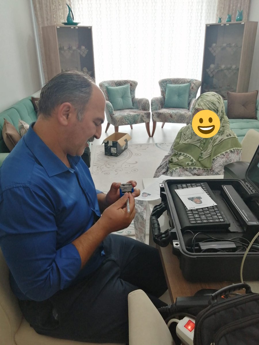 Kastamonu Nüfus Ailesi Olarak #AdresteNüfusHizmeti Kapsamında Büyüklerimizin Gönüllerine Misafir Olmaya Devam Ediyoruz...
#ANH
<a href="/kastamonuvalilk/">Kastamonu Valiliği</a> 
<a href="/Valiavnicakir/">Avni Çakır</a> 
<a href="/TCNufus/">Nüfus ve Vatandaşlık İşleri Genel Müdürlüğü</a>