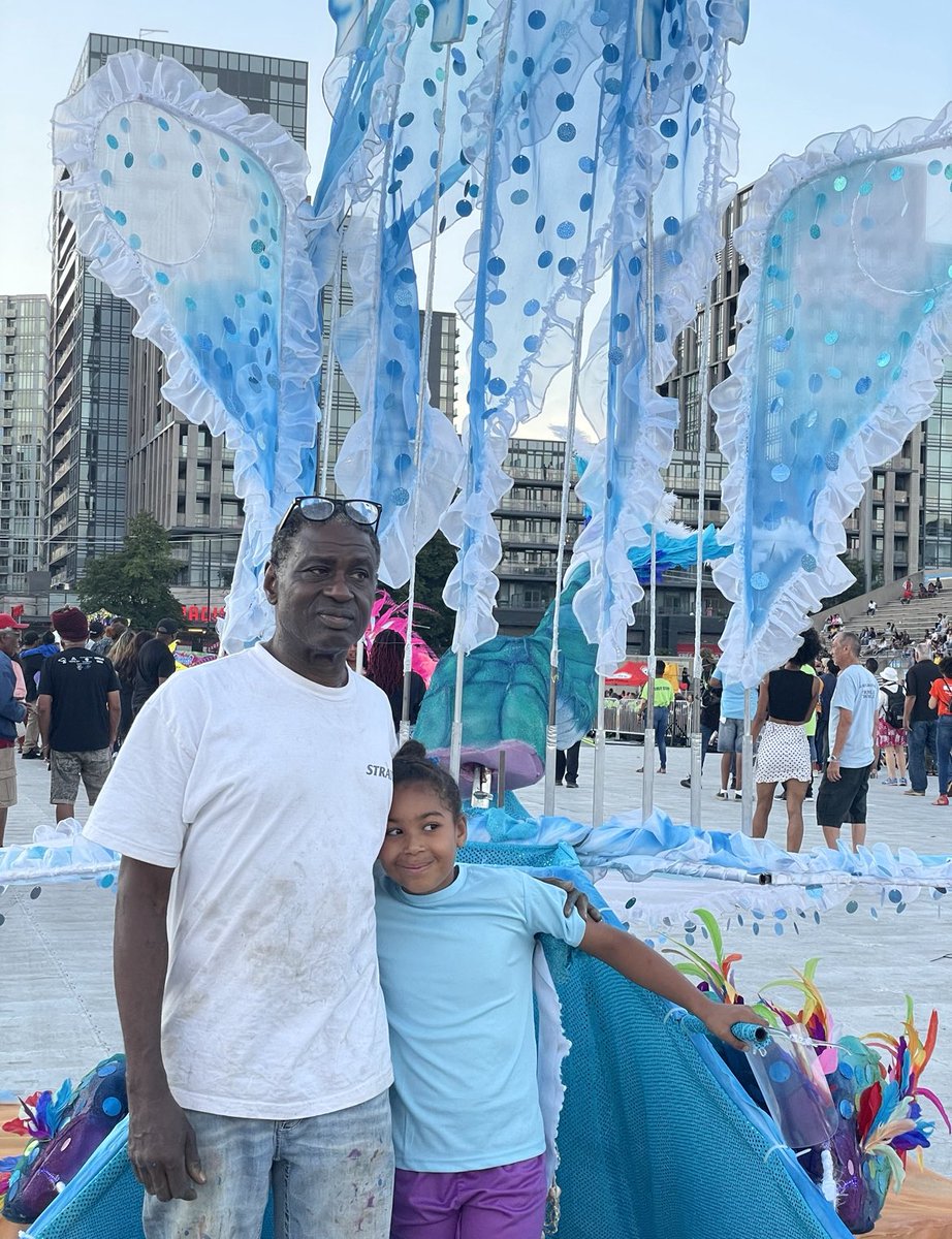 Jameazuberi's tweet photo. Giving thanks to the team for believing in my leadership to manage the carnival costume in the carnival production by paying homage to Yemaya! @iamnatalie_wood for her vision and insight which started the project, @RossAllenye for your artistry, @mosamcneilly dancing the costume https://t.co/WldX4TpTCt