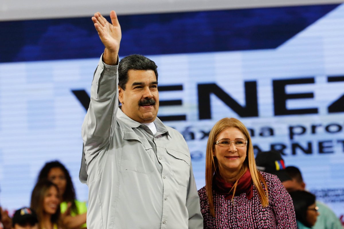 #SepaQué || ¡La revolución es indetenible! Continuamos llevando felicidad al pueblo venezolano gracias a las políticas de protección social implementadas por nuestro Pdte. <a href="/NicolasMaduro/">Nicolás Maduro</a> a través del <a href="/CarnetDLaPatria/">Carnet de la patria</a>.

<a href="/veQRSocial/">veQR - Somos Venezuela</a> #TuiteroPatria #02Ago #IntegridadTerritorial