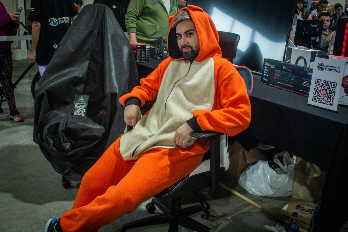 Mira como te veo, desde la silla gamer de <a href="/genotypechairs/">Genotype Chairs Argentina</a>