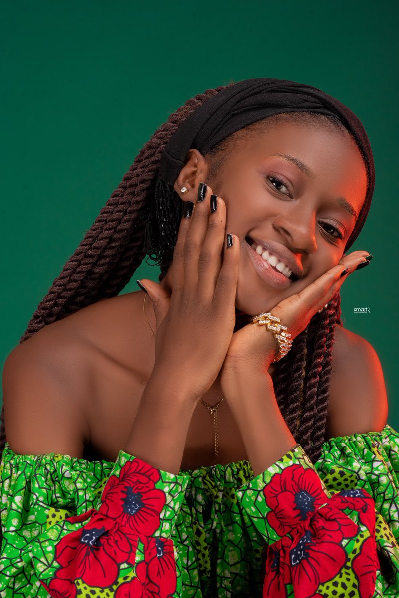 smartcommun's tweet image. Nous sommes à mbujimayi à côté de la RTNC, nous faisons la photo et la vidéo professionnelle