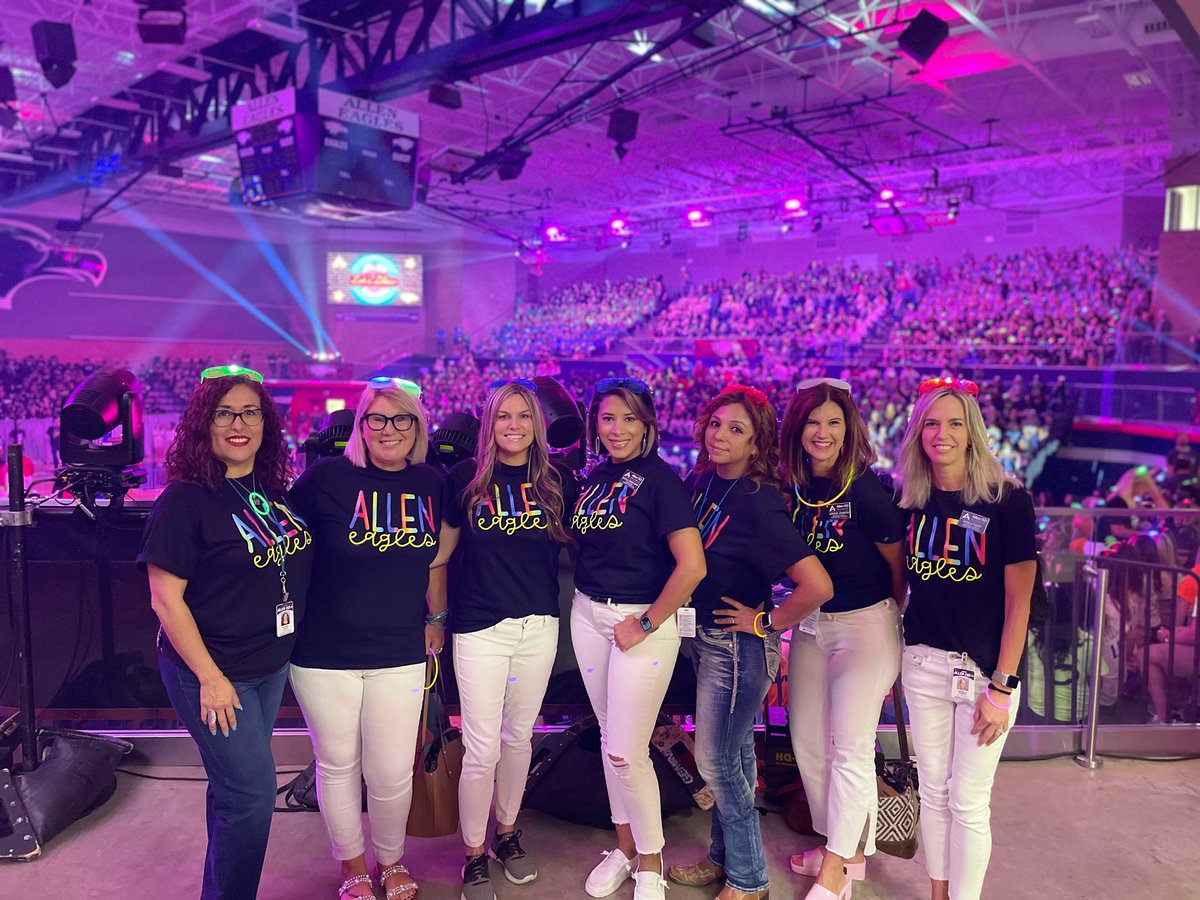 Michelle Baca tweet media