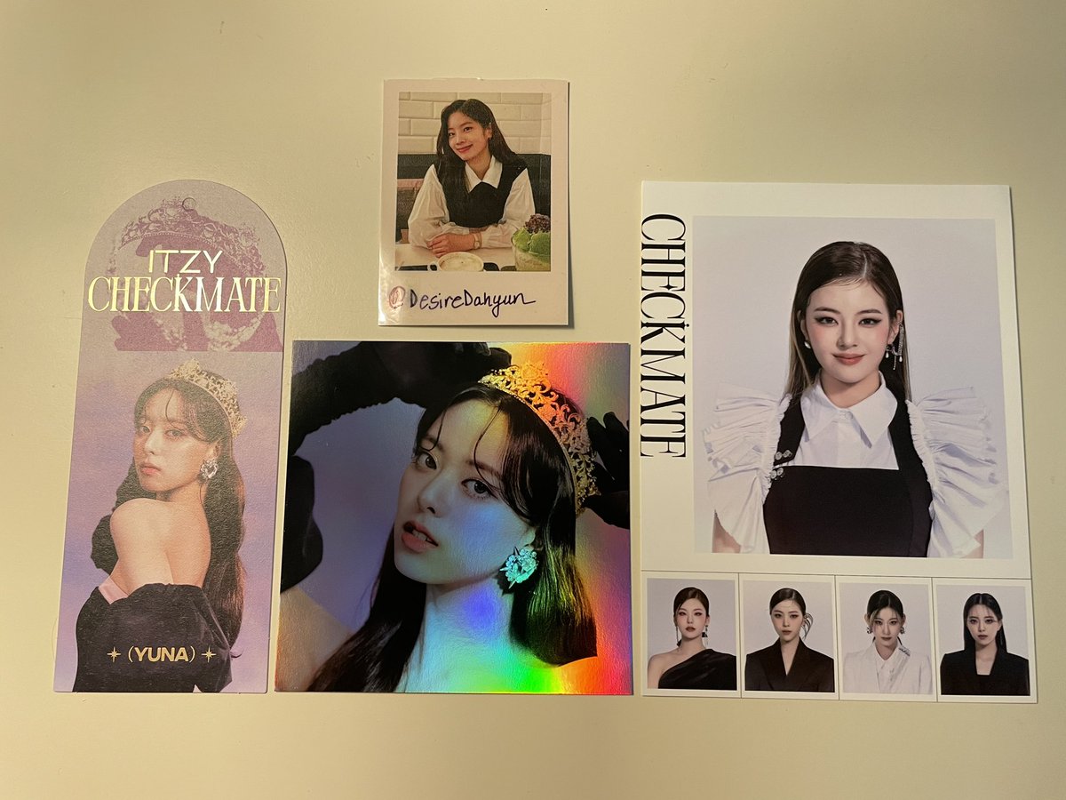 WTT // NFS

🦋All proofs are on Instagram (@/desiredahyun)🦋 

Have: Yuna &amp; Lia Inclusions

Want: All Yeji equivalents

Availability:
Bookmark: ✅
Holo Card: ⏳
Target ID: ✅

#ryujintrade #yunatrade #yejitrade #itzytrade #itzytrades #itzywtt <a href="/ItzyTrade/">ITZY TRADE</a>