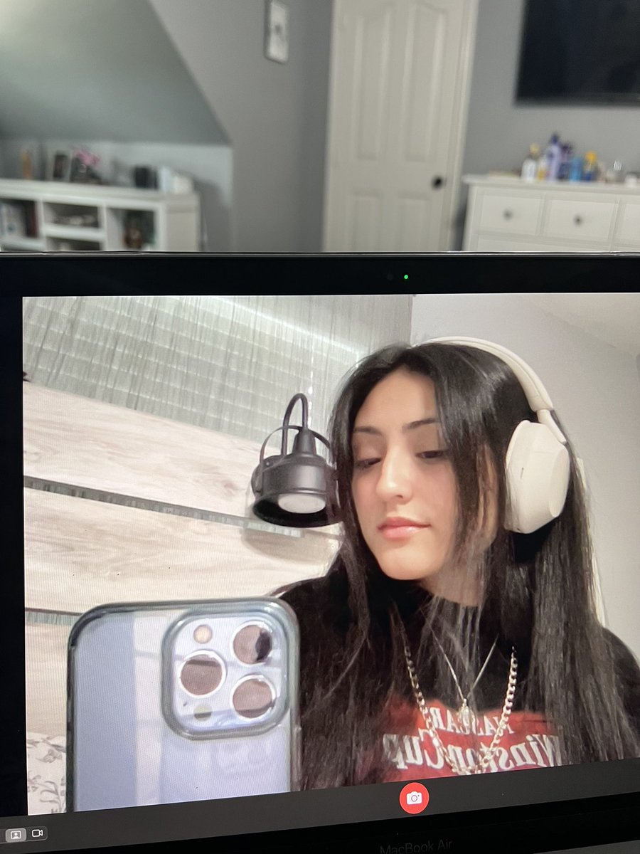 jxsminealexa1's tweet photo. avi + 3 🤠 https://t.co/KQem4wWFC0