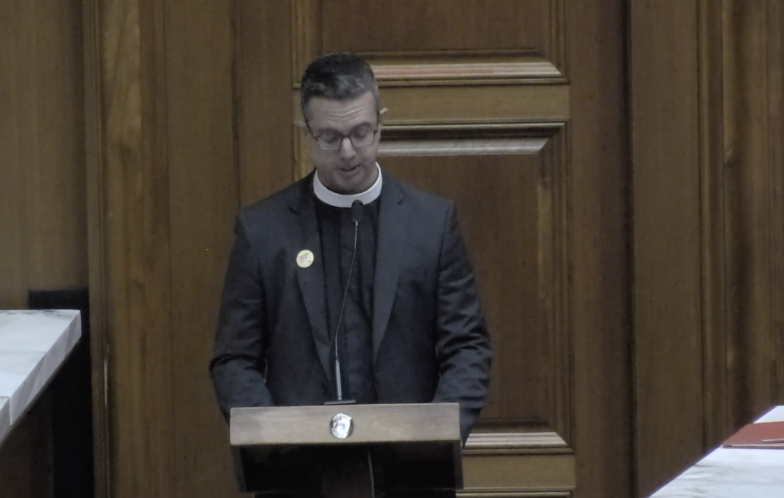 "Give pregnant people in the Hoosier State the dignity and respect to make these difficult decisions, with their doctors, with their families, and with their communities of faith."

-Reverend Gray Lesesne of <a href="/CCCathedralIndy/">Christ Church Cathedral Indy</a>

#BansOffIndiana #INLegis