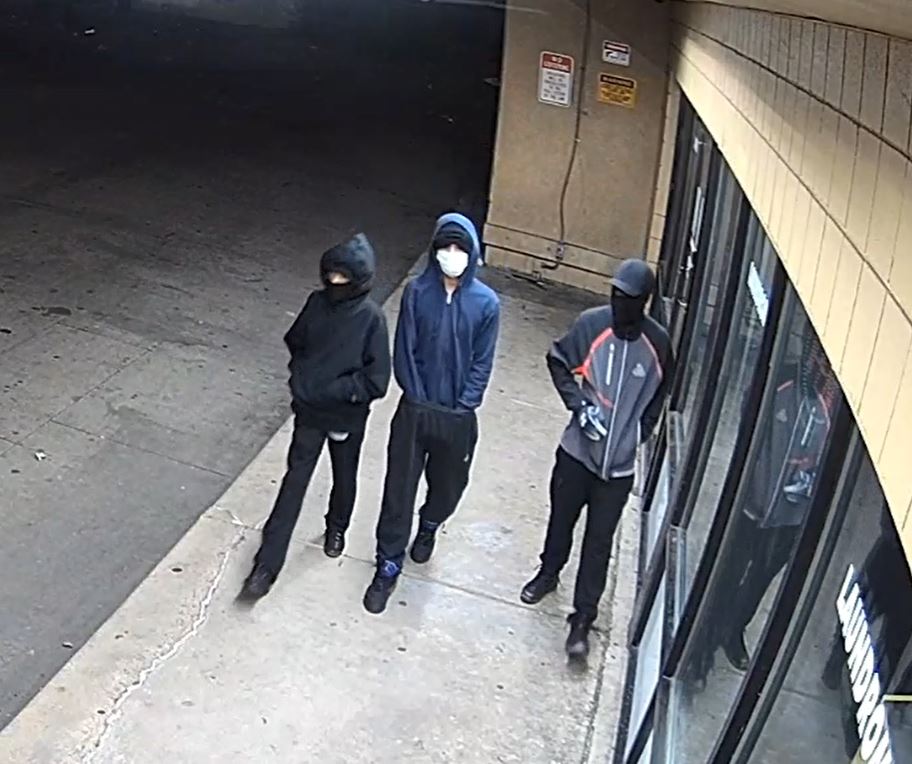 Lakewood Police Searching for Homicide Suspects: