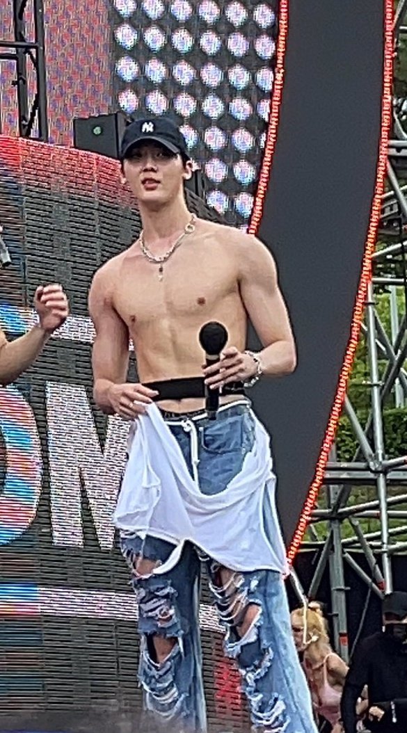 Legendary Kpop Abs ♂️ on X