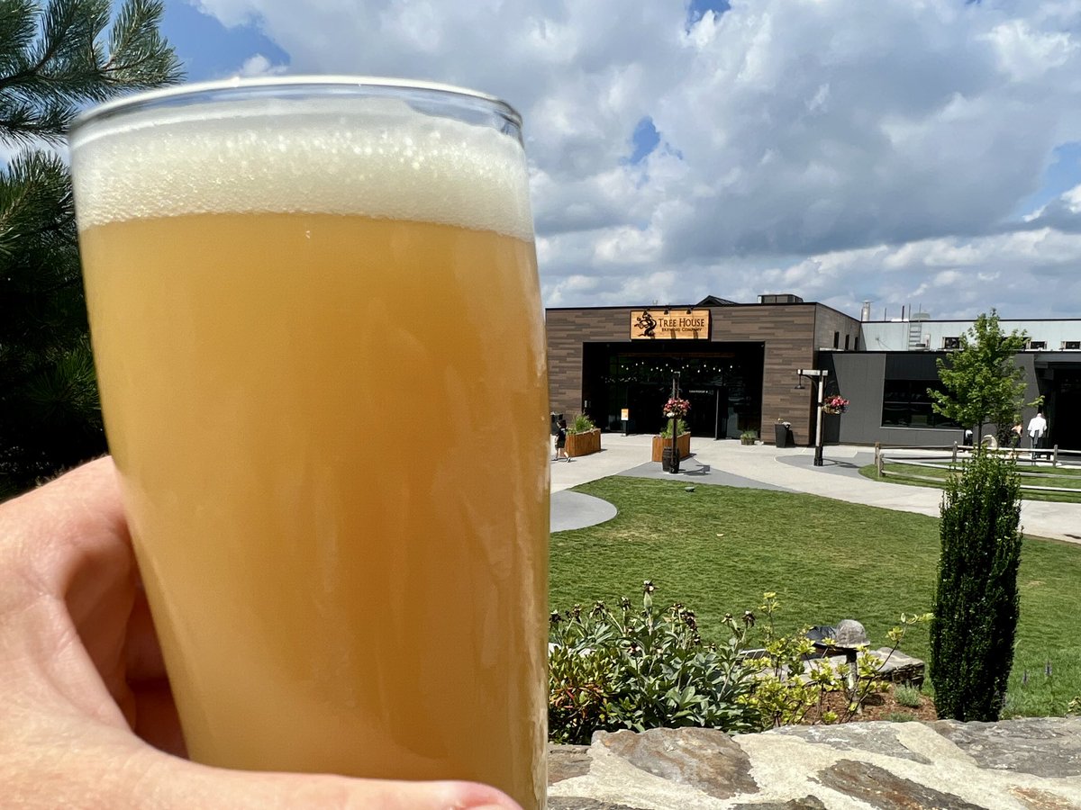 petercirelli's tweet photo. Chahgin @TreeHouseBrewCo @Tesla @elonmusk #ModelY #Beahs https://t.co/g7hdsQVVfd