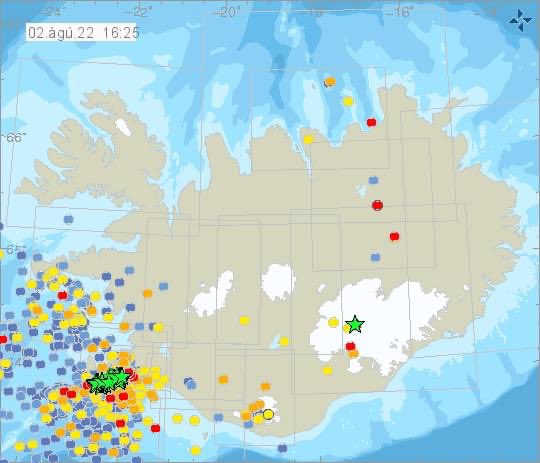 The swarm continues… safetravel.is/t/reykjanes-ea… #ifeeltheearthmoveundermyfeet #staysafe #landoffireandice