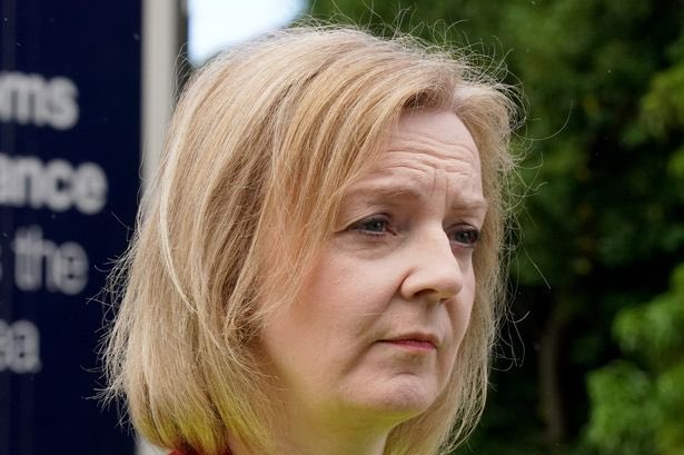 reece_dinsdale's tweet image. Does @trussliz seriously believe that her appointment as the new Tory leader will be so special for the Scottish people, and that she’ll make SUCH a marked difference to their lives, that they’ll all be falling over themselves to remain part of the Union? 
That’s some arrogance!