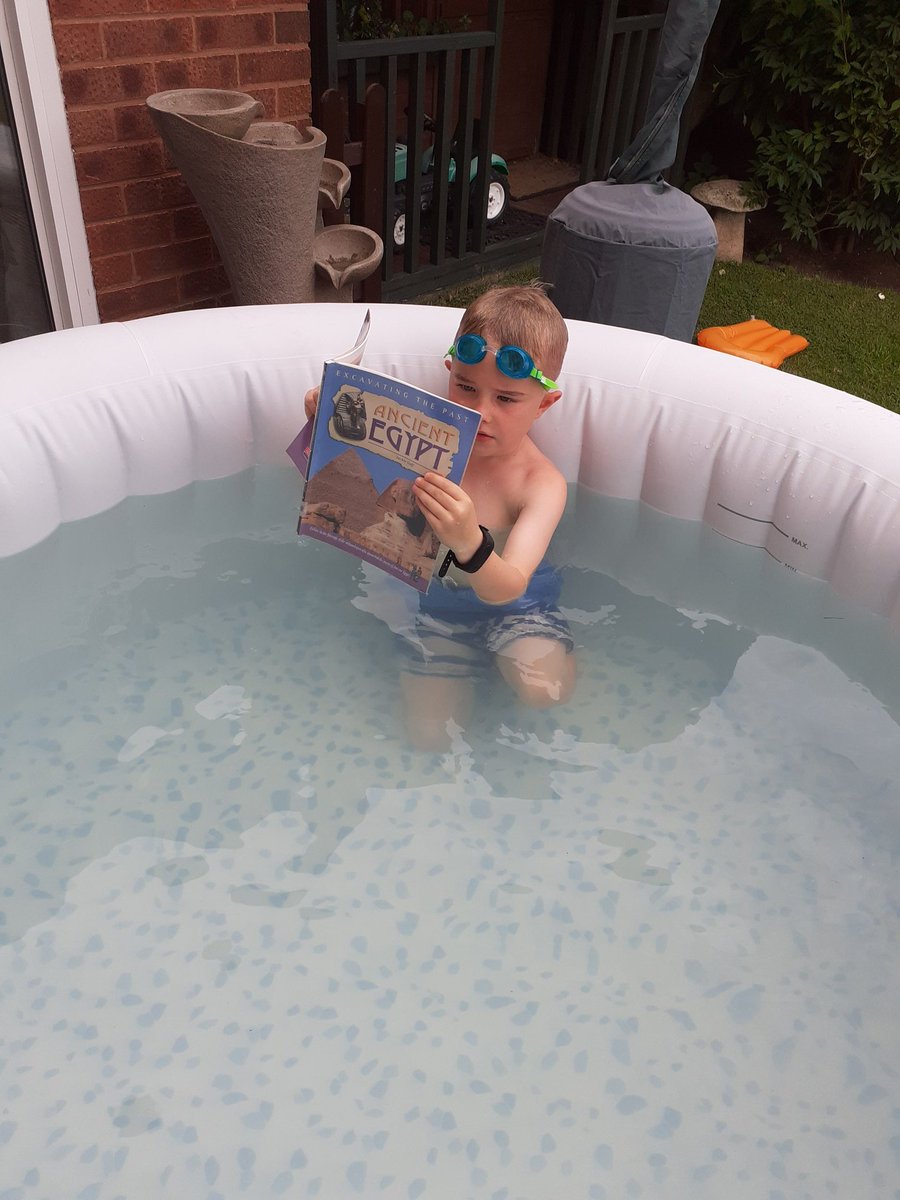 Discover_Ent's tweet photo. #mychildreads #hottub #egypt @StMaryB17 #yr2L #lovereading #readeveryday https://t.co/UfawaFyeg5