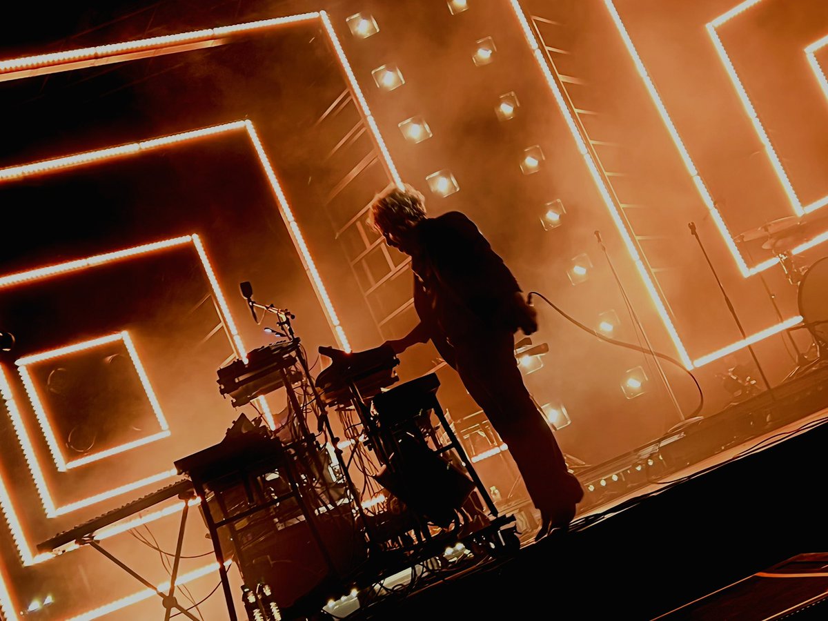 BertranBlue tweet media