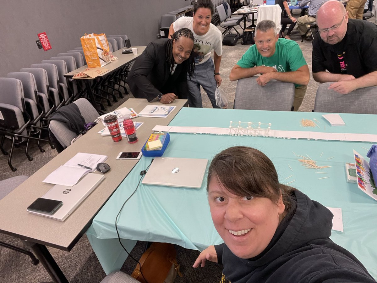 msgabbygraves's tweet image. The future winners of the bridge building competition 💜🖤@CHepburnChange @GreeceOdyssey @GCSDsuper @KCristo4 #WeAreOdyssey #SLA2022