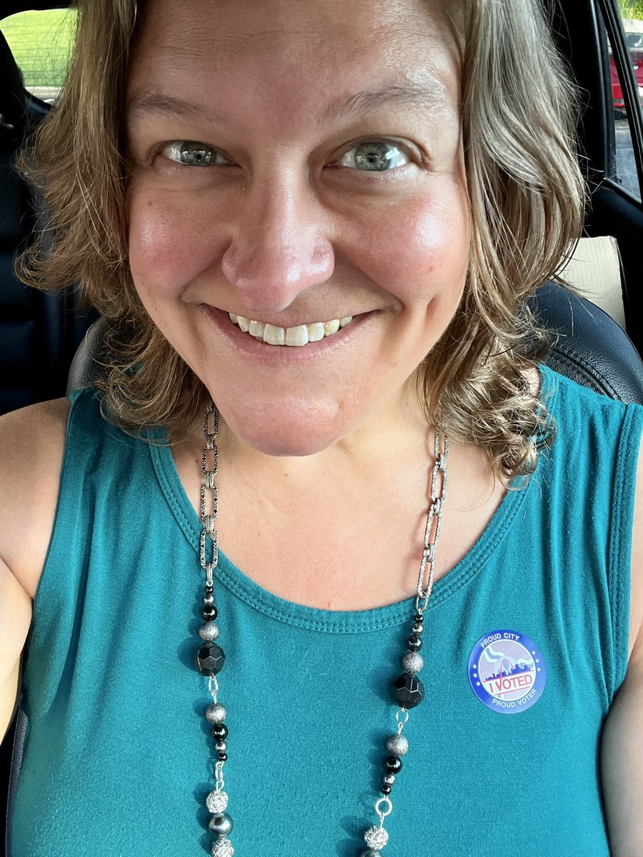 Storm_Dancer's tweet photo. #votestl #stl https://t.co/o73UJ5g6gu