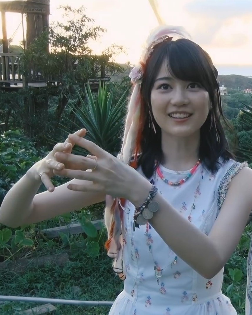 nanami_fuyubi's tweet photo. 裸足でサマーMV making
#生田絵梨花
#乃木坂46
#裸足でサマー
#making
#裸足でサマーMV
#沖縄
#西野七瀬
#ピアノ
#ブランコ
#裸足でSummer
#15thSingle
#ピアノ
#summerfun
#ikuchanclub
#生ちゃん
#いくちゃん https://t.co/v0rq8n9GLt
