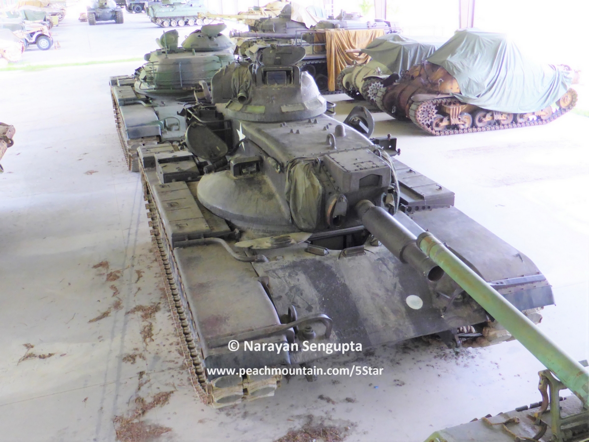 USAS_WW1's tweet image. #USArmy #TankTuesday #tanks #ColdWar M60 M60A1 M60A2 M60A3: wedge glacis, L/52 105mm gun, .50 cal, 7.62mm. 15,000+ built 1959-1983; crew: 4; 30mph max. 750 hp; 300-mile range. 50.7 short tons. Let's see different versions in 30+ cool photos... THREAD 1/