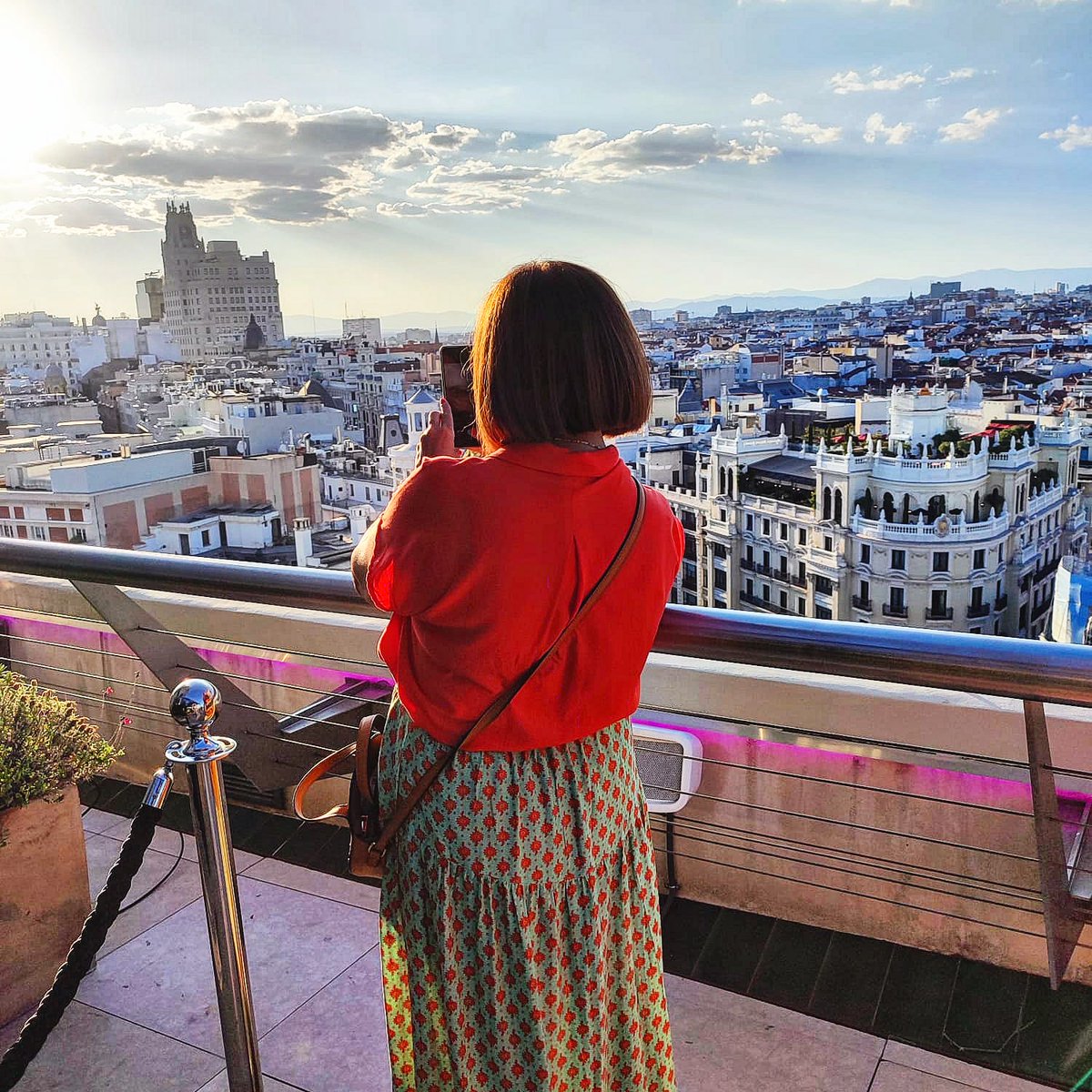 carmenmug's tweet photo. Disfruta de lo que tienes mientras llega lo que mereces.
Yo me lo digo todo.
Mi lado positivo :) +

#bepositive #be+
#verano2022 #mysilverlining
https://t.co/4lVUut2zuJ https://t.co/CvQl3vXYSu
